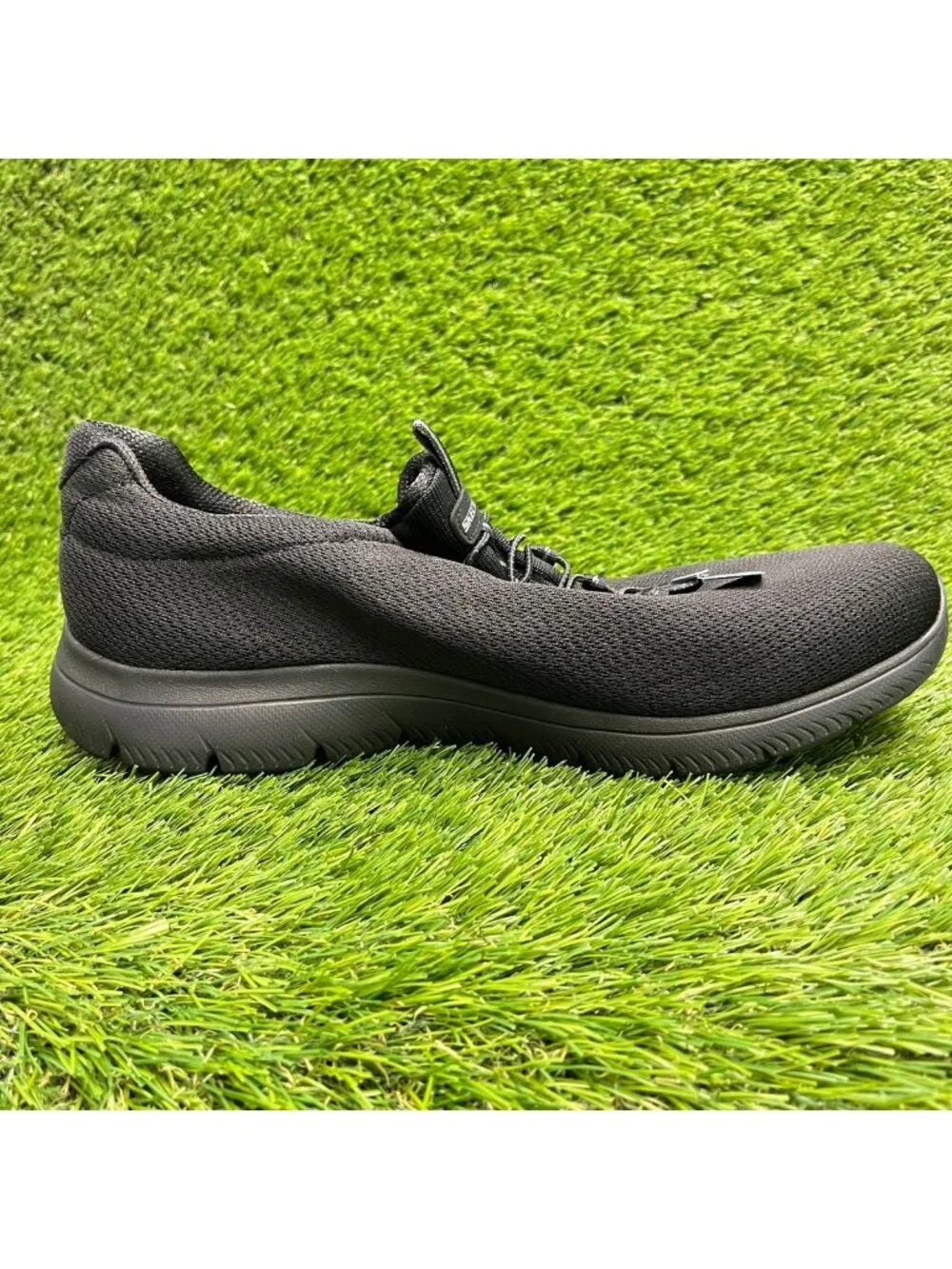 Skechers Summits-Summer Blush Womens Size 11D Black Walking Shoes Sneakers